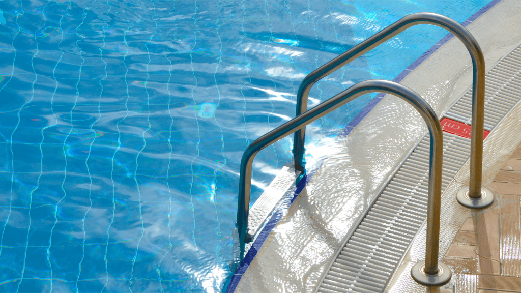 Steps for swimming pool